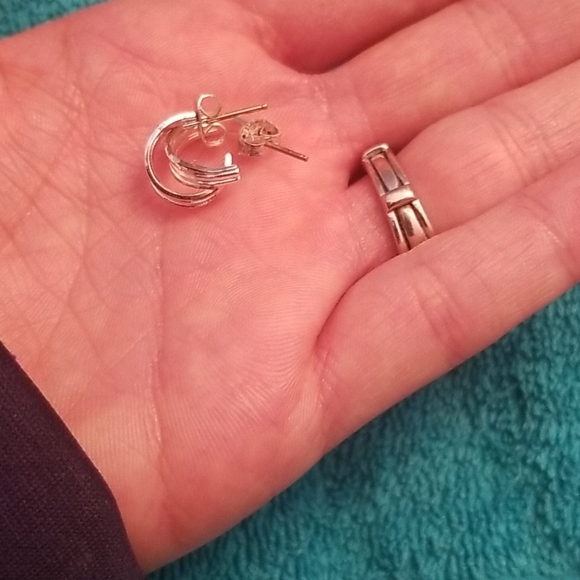 Cuffed Earrings - Picture 2 of 2